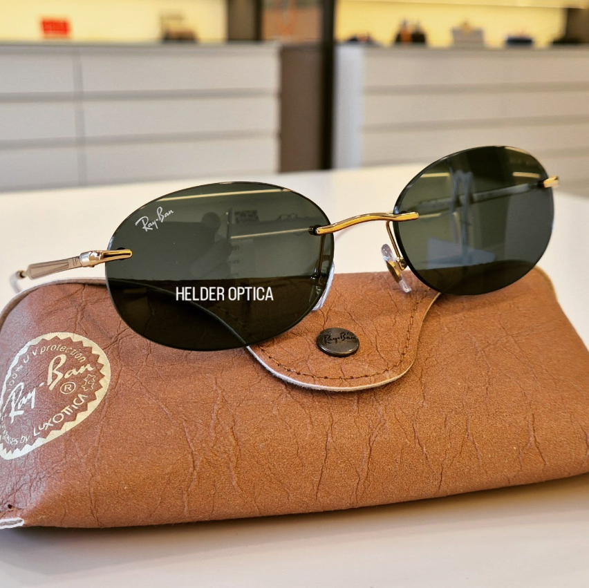 Ray-Ban — couro