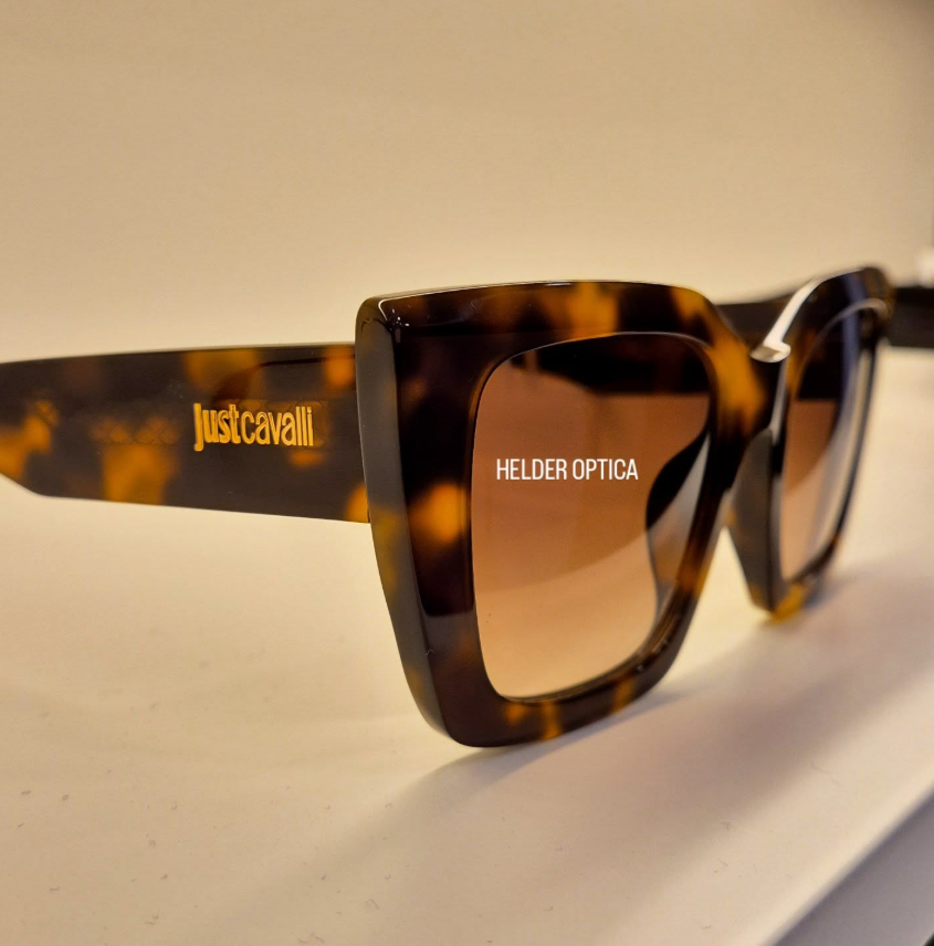 Just Cavalli — óculos de sol tartaruga